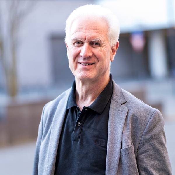 Christoph Poppen, aufgenommen 2022.
