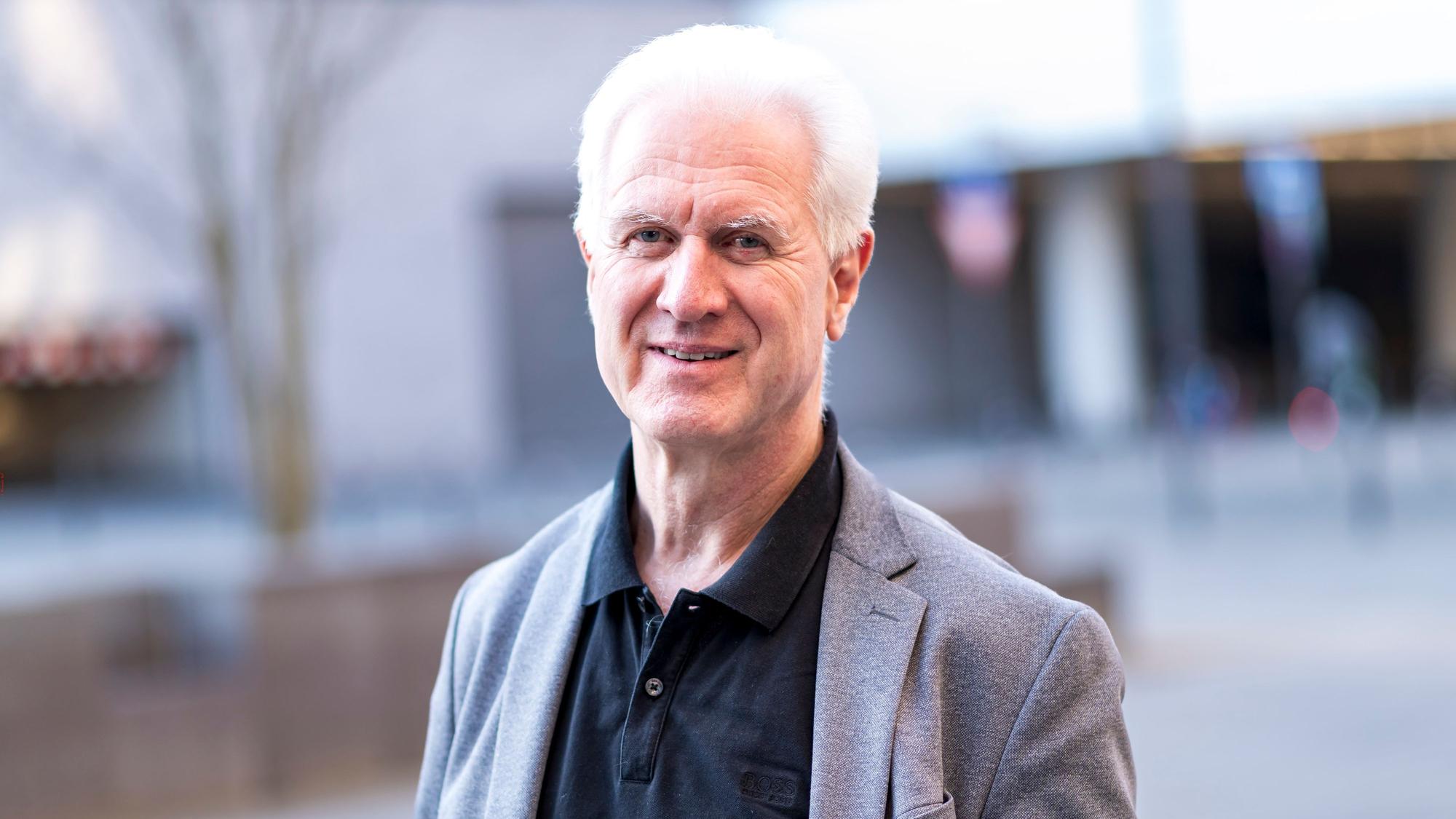 Christoph Poppen, aufgenommen 2022.