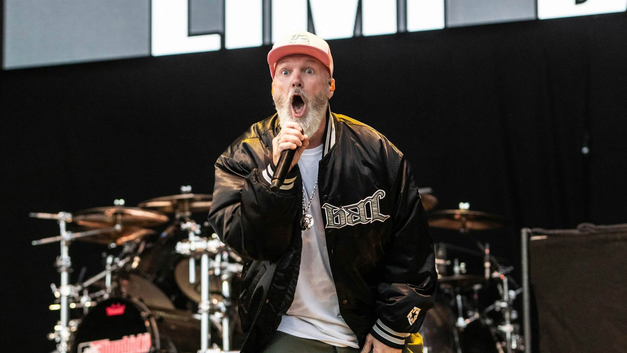 Fred Durst bei dem Auftritt seiner Band Limp Bizkit während des britischen Reading-Festivals im August 2025