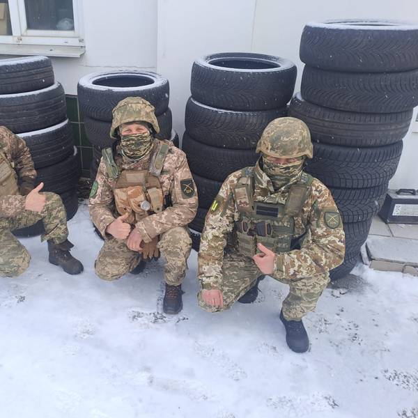Der Verein „Sankt Augustin and Friends hilft“ unterstützt die Menschen in der Ukraine. Dazu gehören auch Reifenspenden für die Truppen an der Front.
