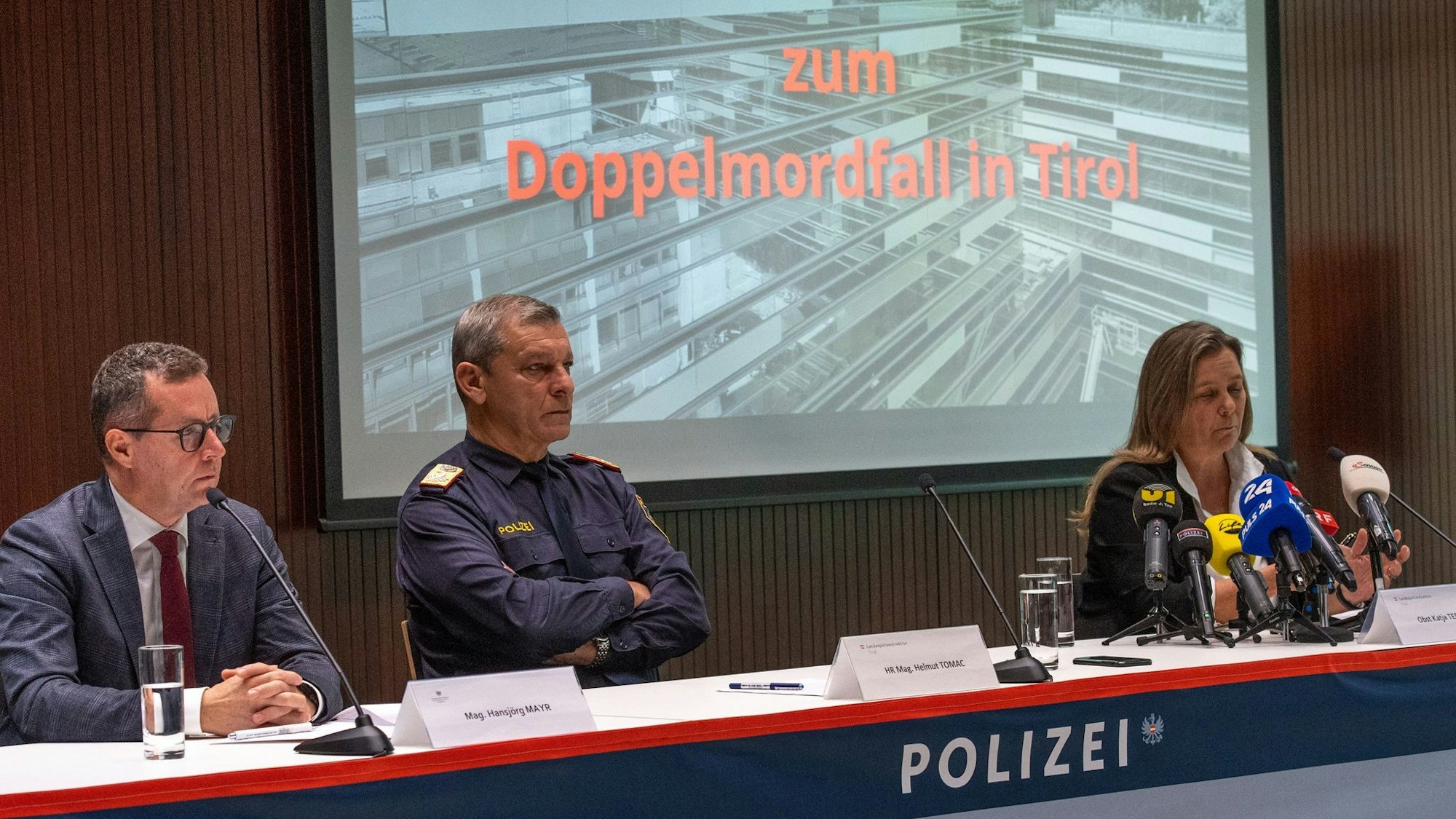 Die Polizei hat in Österreich die Tötung einer Mutter und ihrer Tochter aufgeklärt.