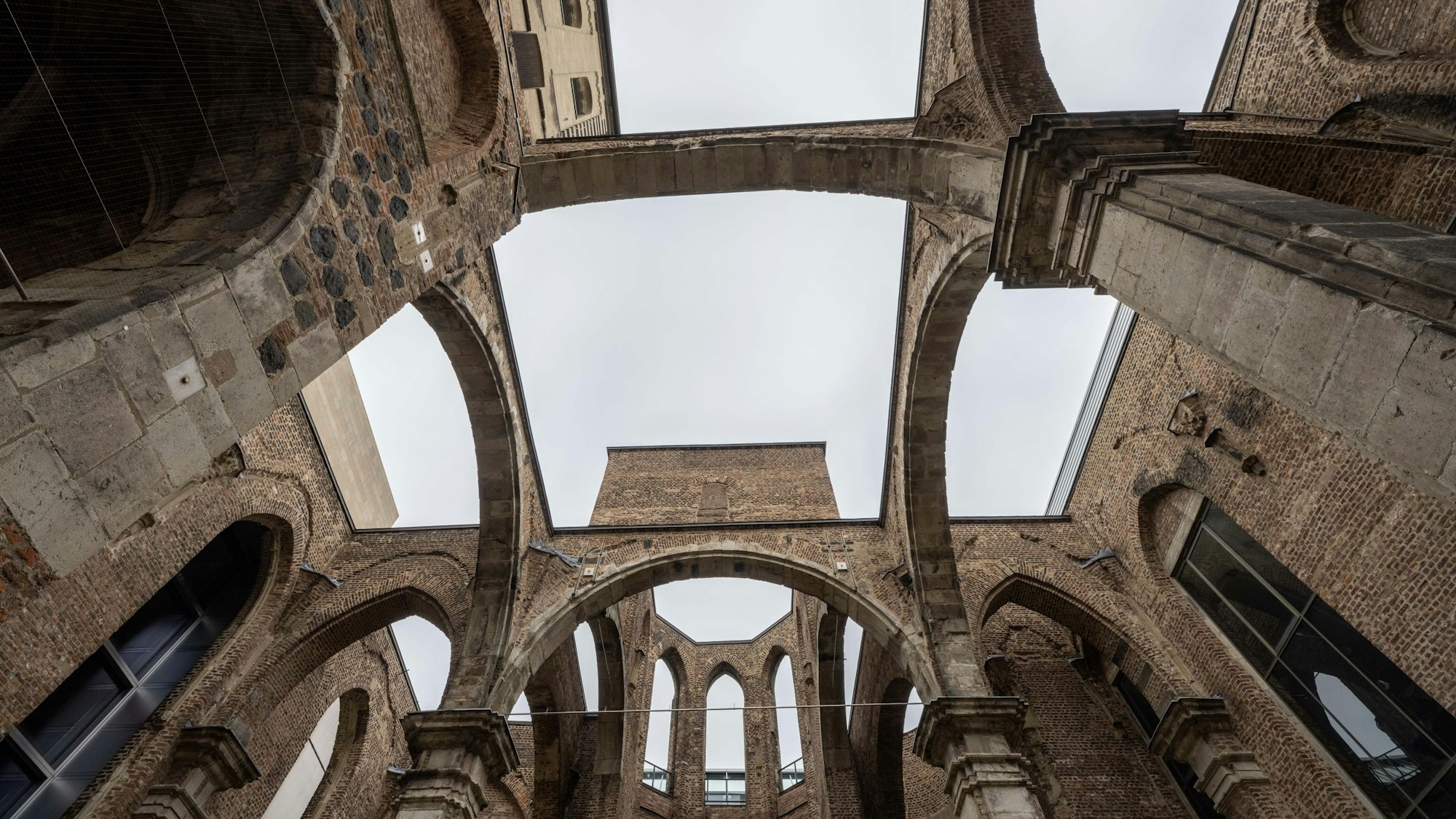 14.11.2021, Köln: Kirchenruine Alt St. Alban. Viaculturalis. Foto: Uwe Weiser