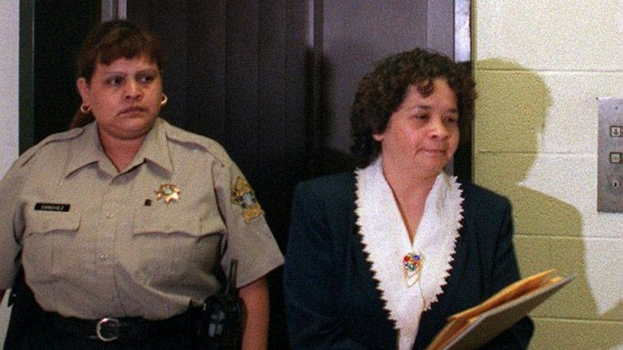 Yolanda Saldívar 1995 vor Gericht.