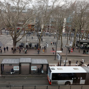 11.02.2025, Köln: Die Drogenszene am Neumarkt. Foto: Arton Krasniqi