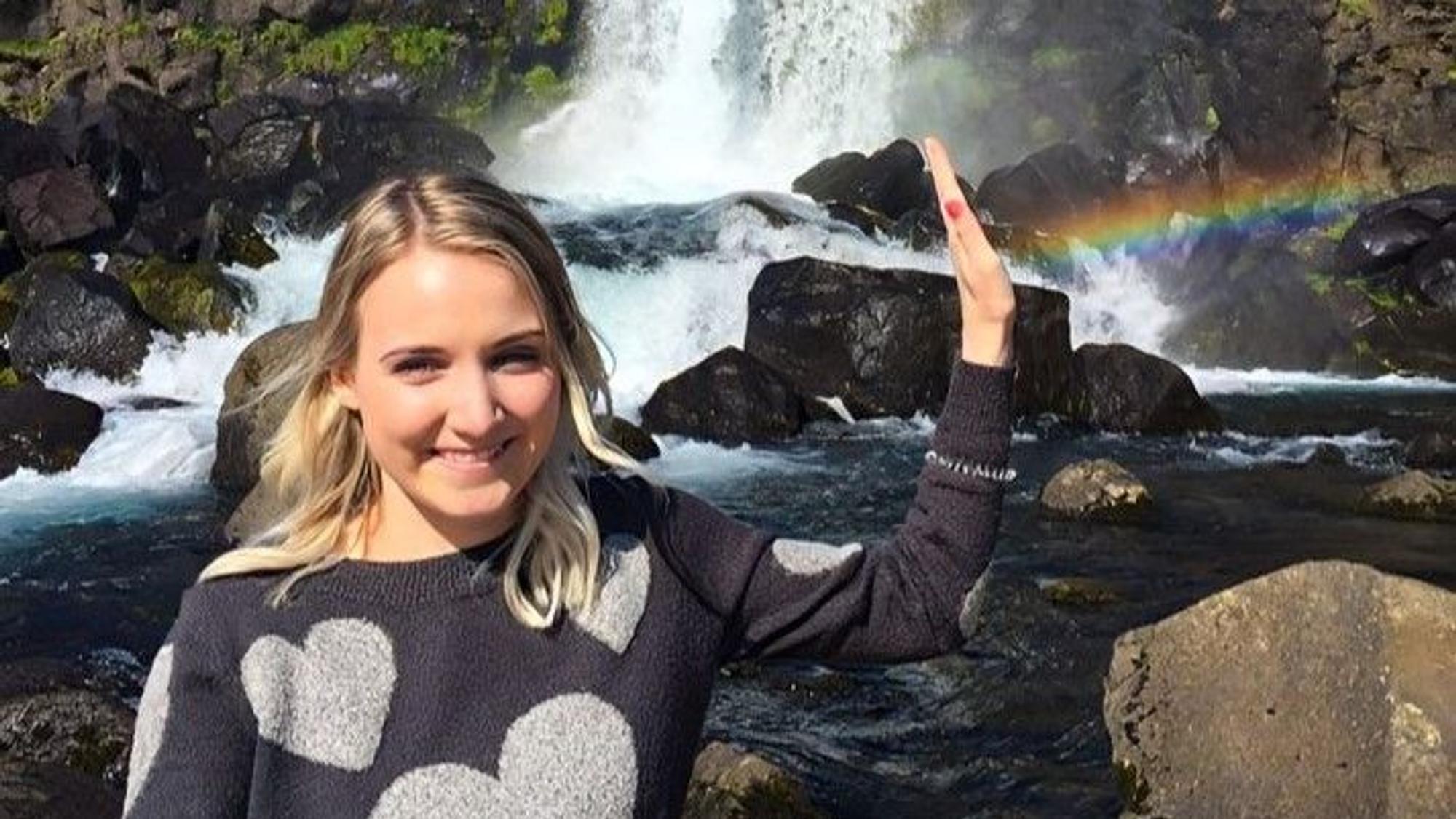 Die vermisste Scarlett Salice. Das Foto stammt von ihrer Wanderung, bei der sie schließlich spurlos verschwand.