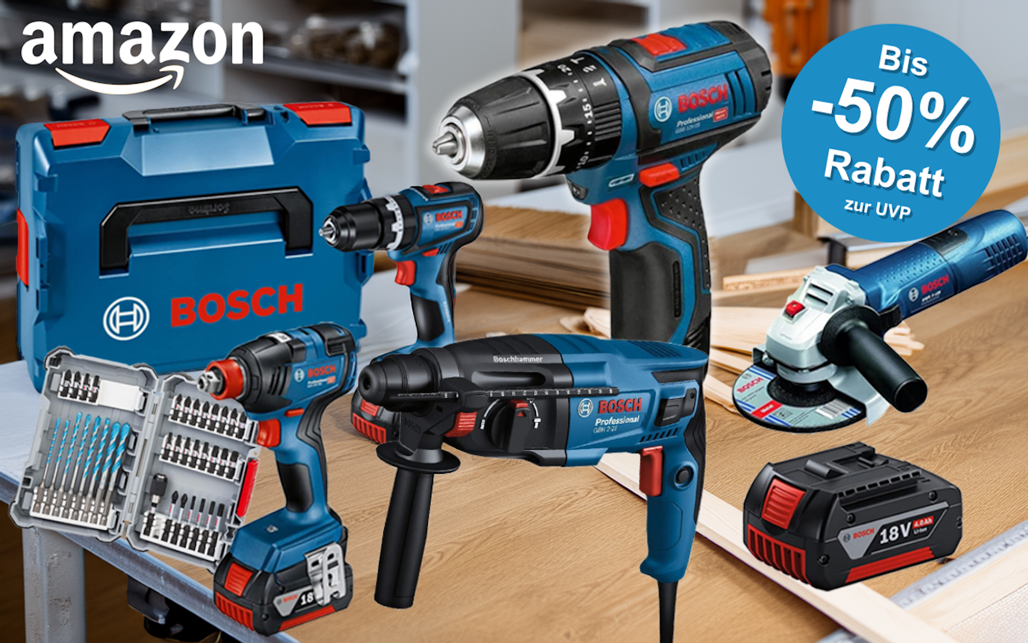 Akku-Bohrschrauber Bosch Professional GSR 12V-15 und andere Bosch Elektrowerkzeuge vor einer Werkstattbank im Hintergrund.