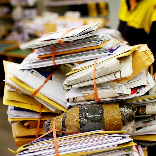 Die Täter hatten es laut Anklage auf Briefe abgesehen, die über die Deutsche Post verschickt wurden.