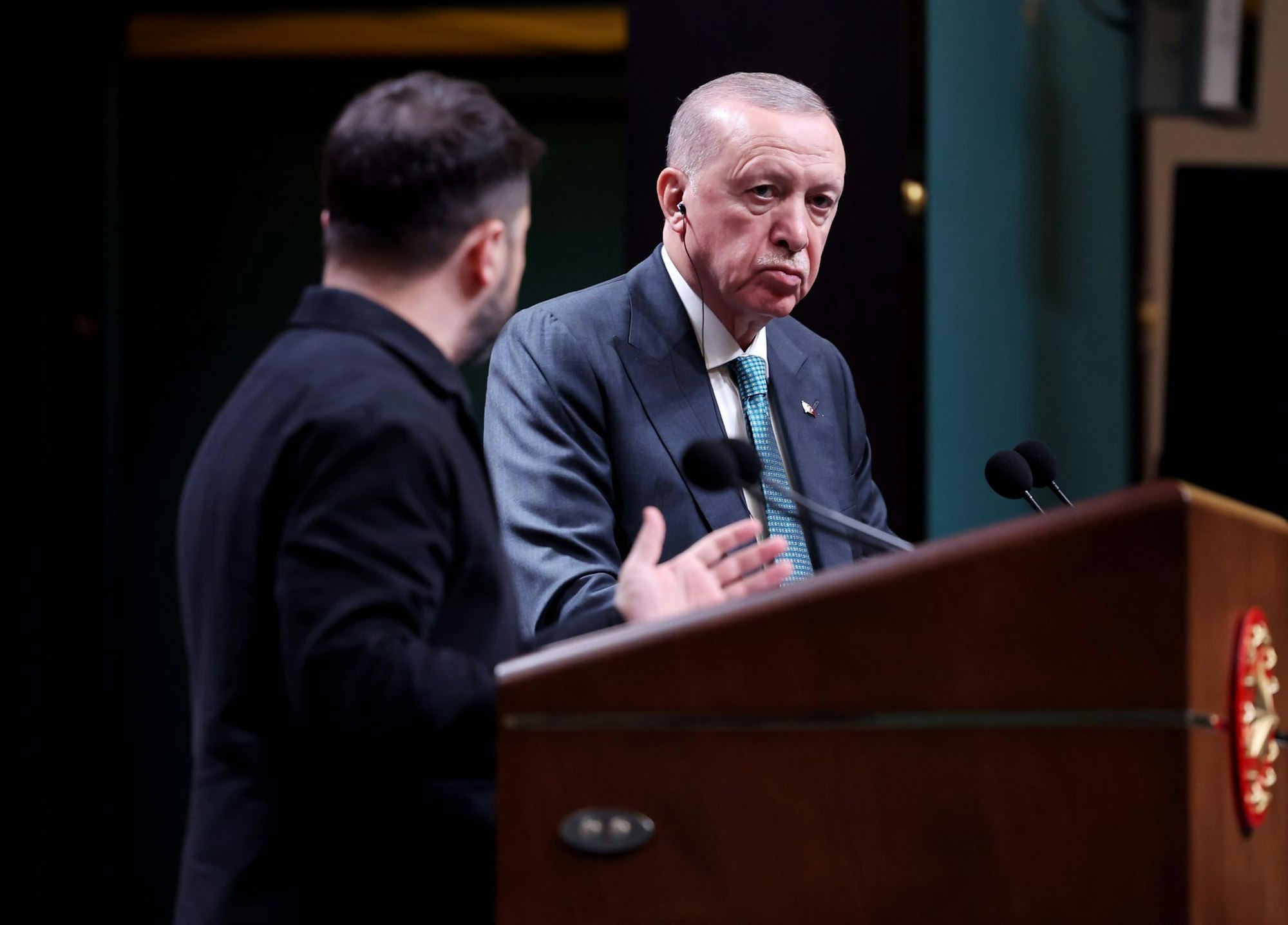 Selenskyj dankt der Türkei für ihre Vermittlerrolle, doch Hoffnungen setzt er auf US-Präsident Trump.