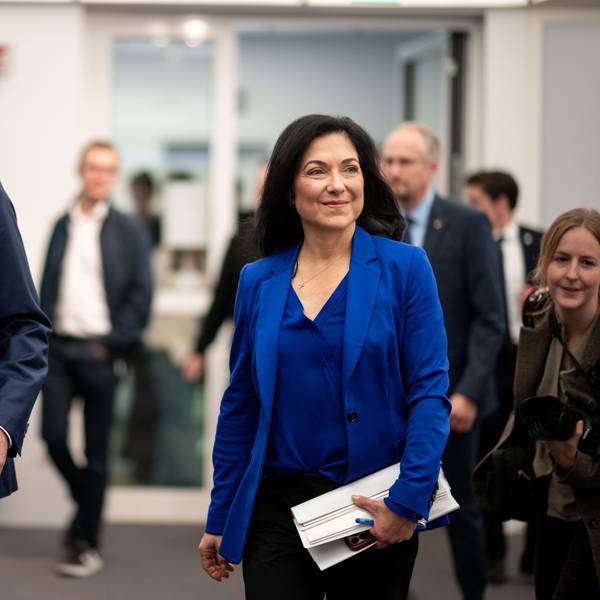 Markus Steilemann, CEO von Covestro, mit Bundeswirtschaftsministerin Katherina Reiche beim Besuch in Leverkusen am 31. Juli 2025