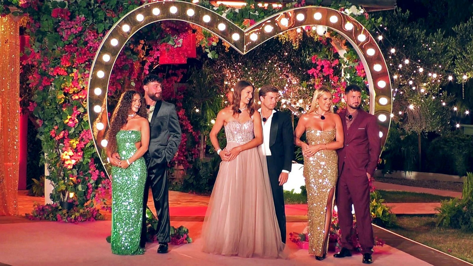 Diese drei Couples schafften es ins Finale von „Love Island VIP“ 2025. (Bild: RTLZWEI)
