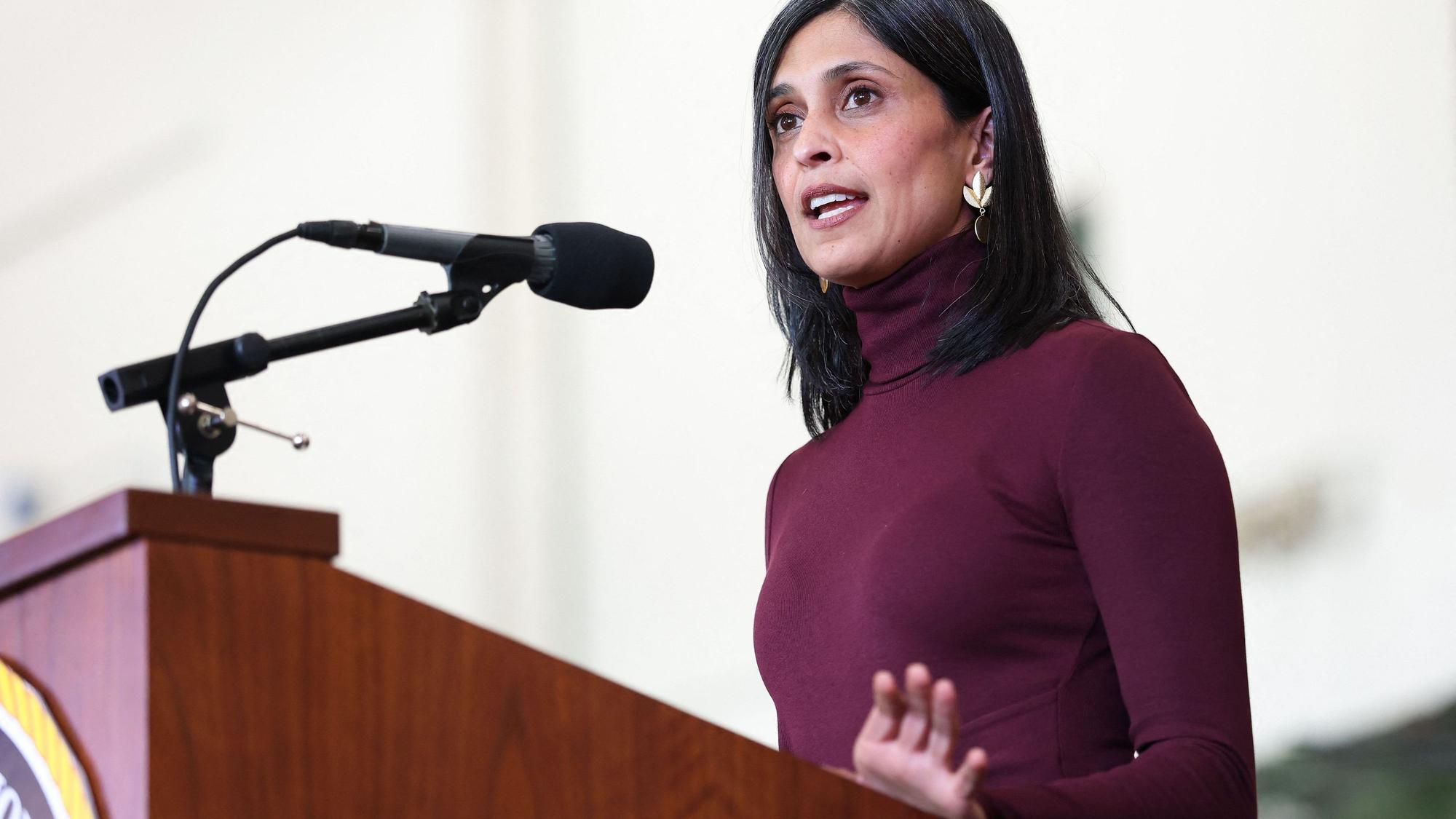 Die Second Lady Usha Vance bei ihrer Rede auf dem Militärstützpunkt Camp Lejeune in Richlands, North Carolina.