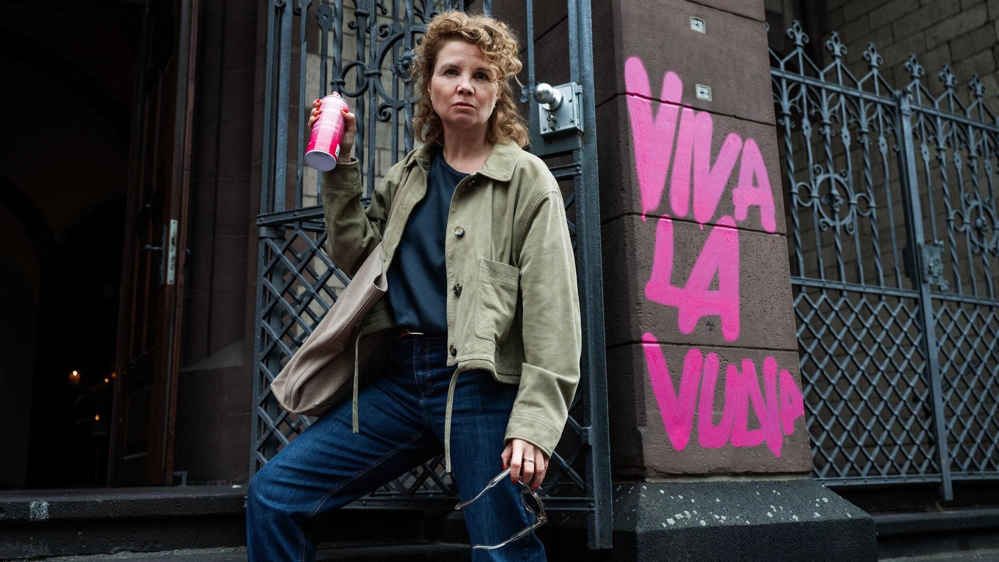 Annette Frier in „Frier & 50 – Am Ende meiner Tage“