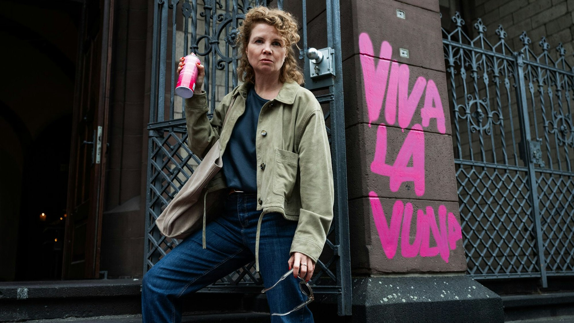 Annette Frier in „Frier & 50 – Am Ende meiner Tage“