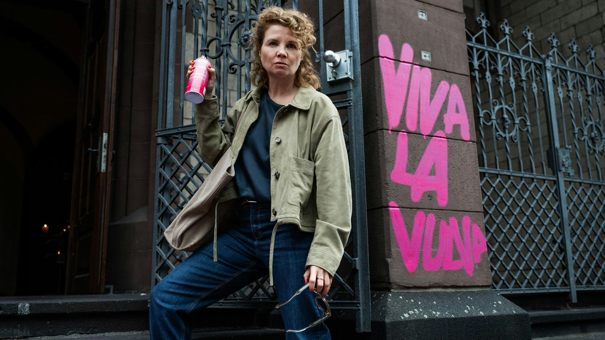 Annette Frier in „Frier & 50 – Am Ende meiner Tage“