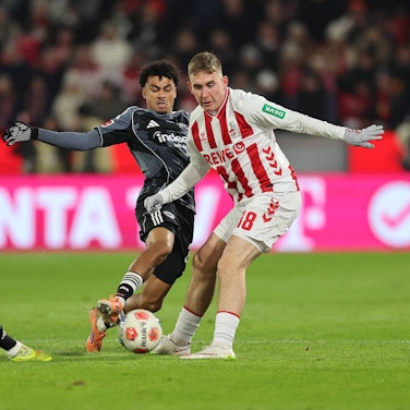 Umkämpftes Duell zwischen dem 1. FC Köln und Eintracht Frankfurt.