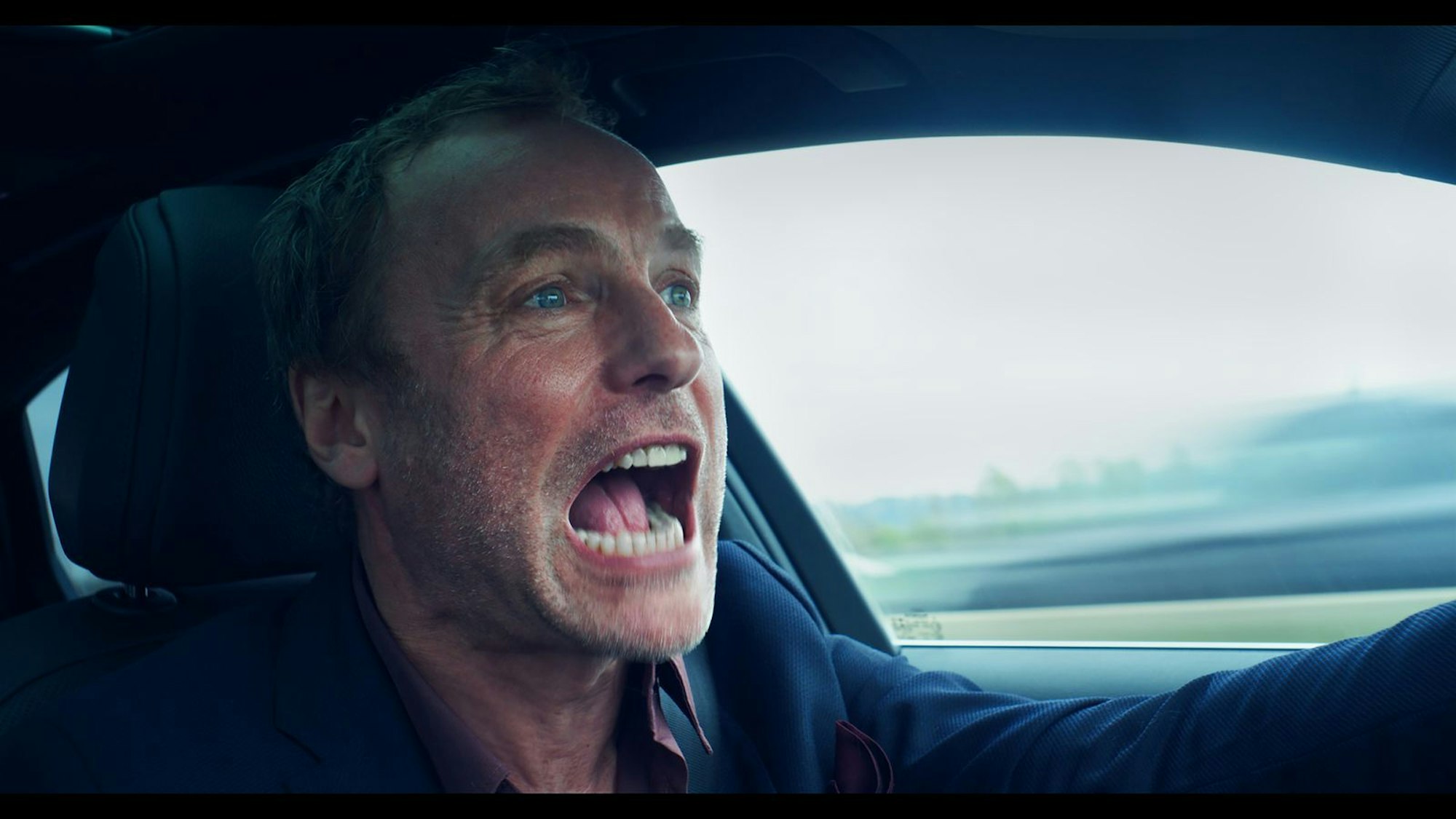 Furioser Episodenfilm „I Am The Greatest“: In der Folge „Agent of Change“ spielt „Tatort“-Star Mark Waschke einen Manager, der sich im Wortsinne auf der Überholspur befindet. (Bild: ZDF / Rebecca Meining)