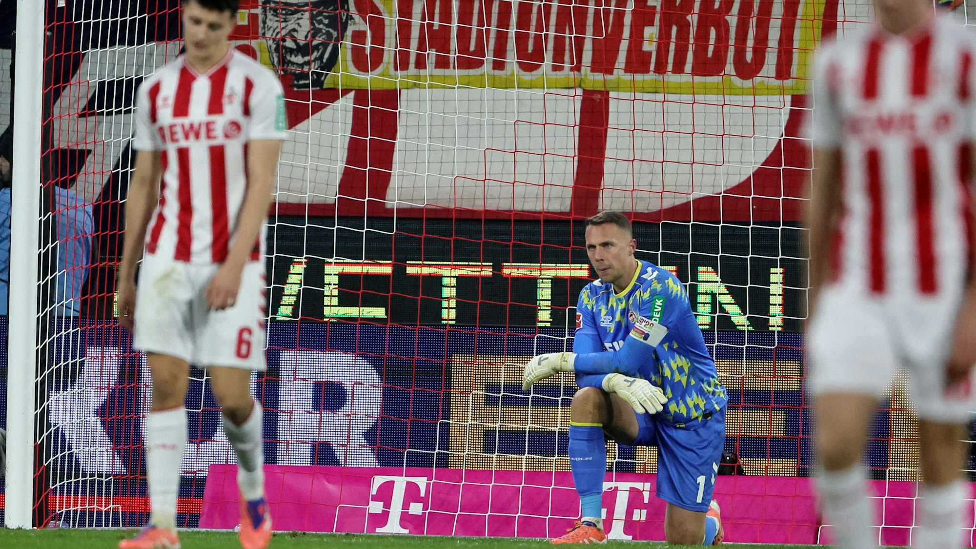 Der FC um Kapitän Marvin Schwäbe kassierte gegen Eintracht Frankfurt im Topspiel des elften Spieltags eine schmerzhafte Niederlage.