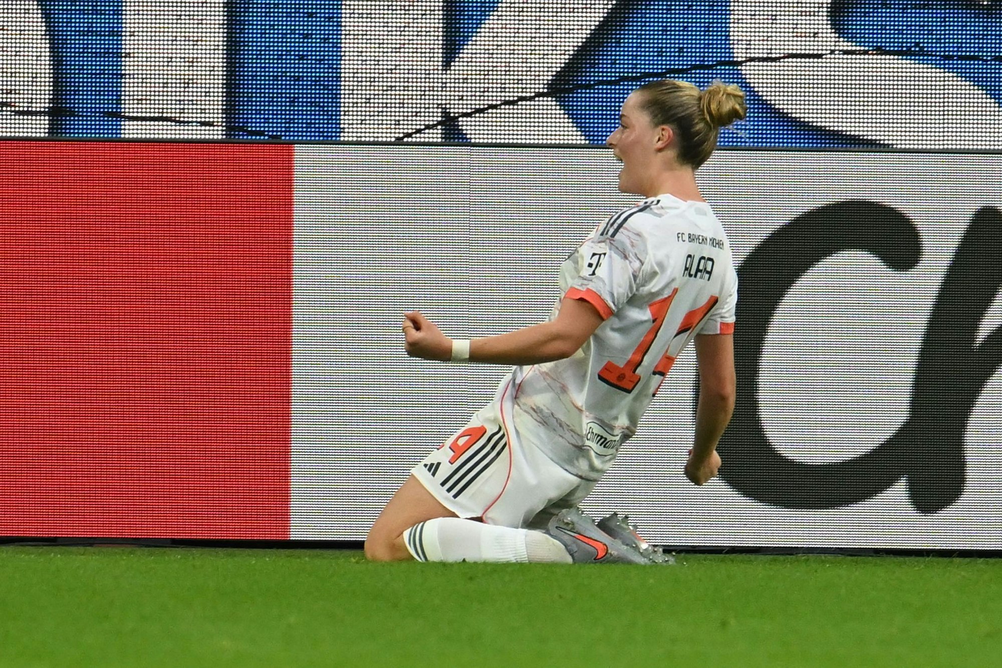 Trifft in Hoffenheim: Nationalspielerin Alara Sehitler. (Archivbild)