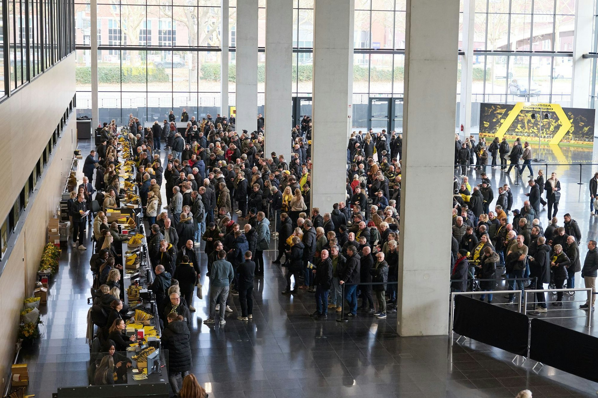 Technische Probleme bei der Anmeldung der Mitglieder sorgten am Sonntag für einen verspäteten Beginn der Mitgliederversammlung von Borussia Dortmund