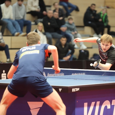 Benedikt Duda an der Platte.