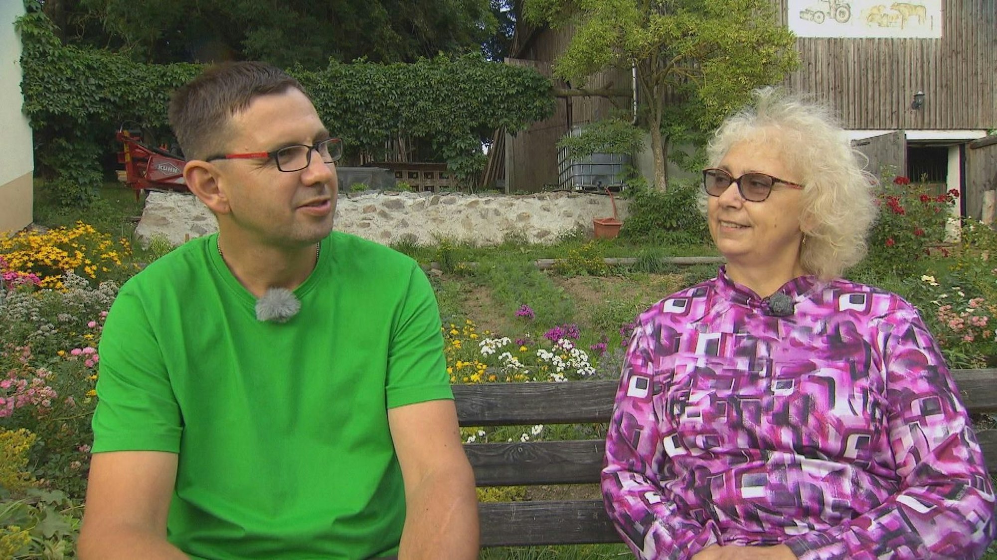 Mit seiner Mutter spricht der 39-Jährige über seine Favoritin. (Bild: RTL)