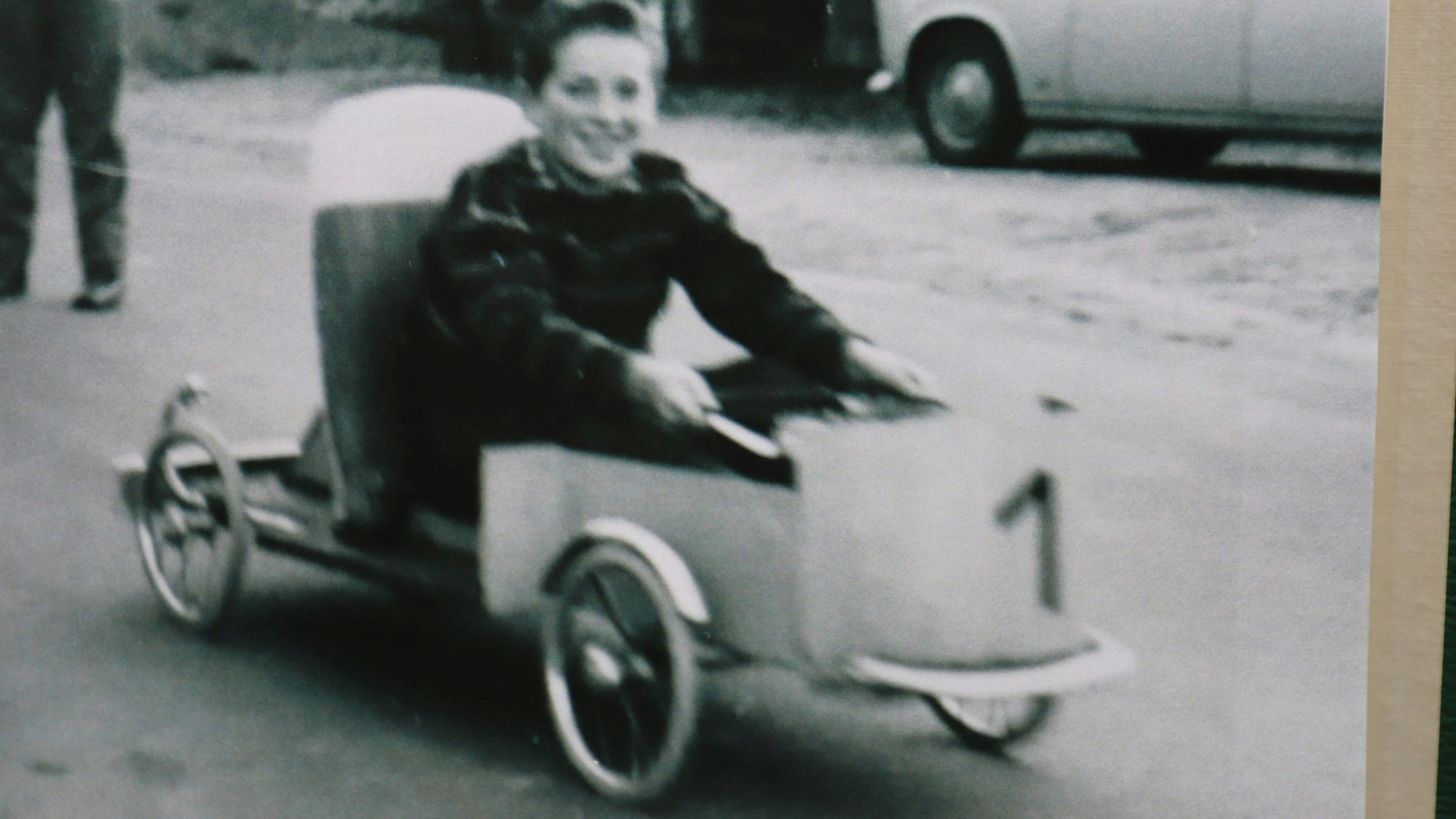 Der Autor baute Seifenkisten, die er immer weiter perfektionierte.