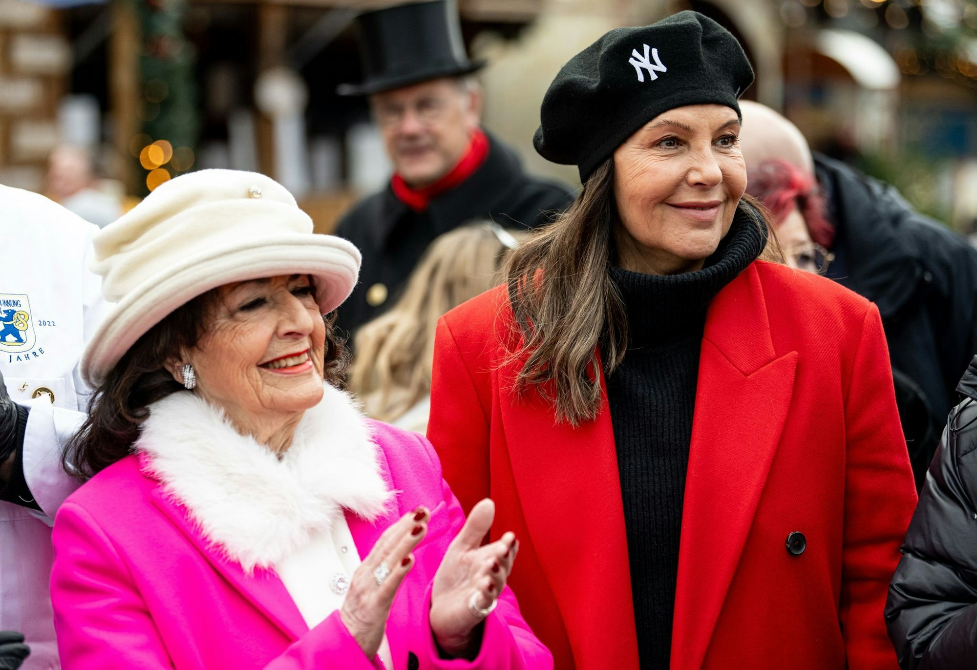 Natascha Ochsenknecht kam mit ihrer Mutter Bärbel Wierichs.