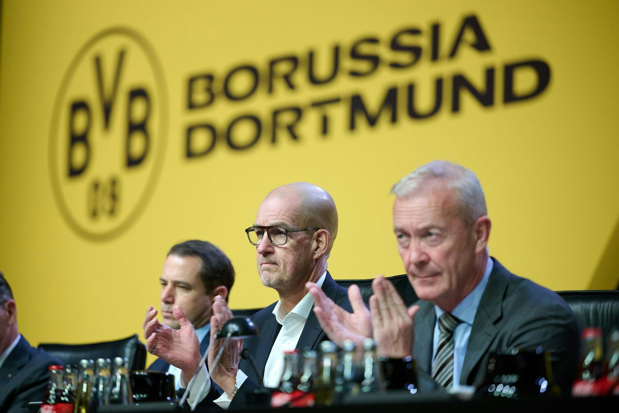 Nach der Wahl von Hans-Joachim Watzke zum neuen Präsidenten von Borussia Dortmund besteht der Vorstand der Fußballabteilung aus Lars Ricken, Carsten Cramer und Thomas Treß.