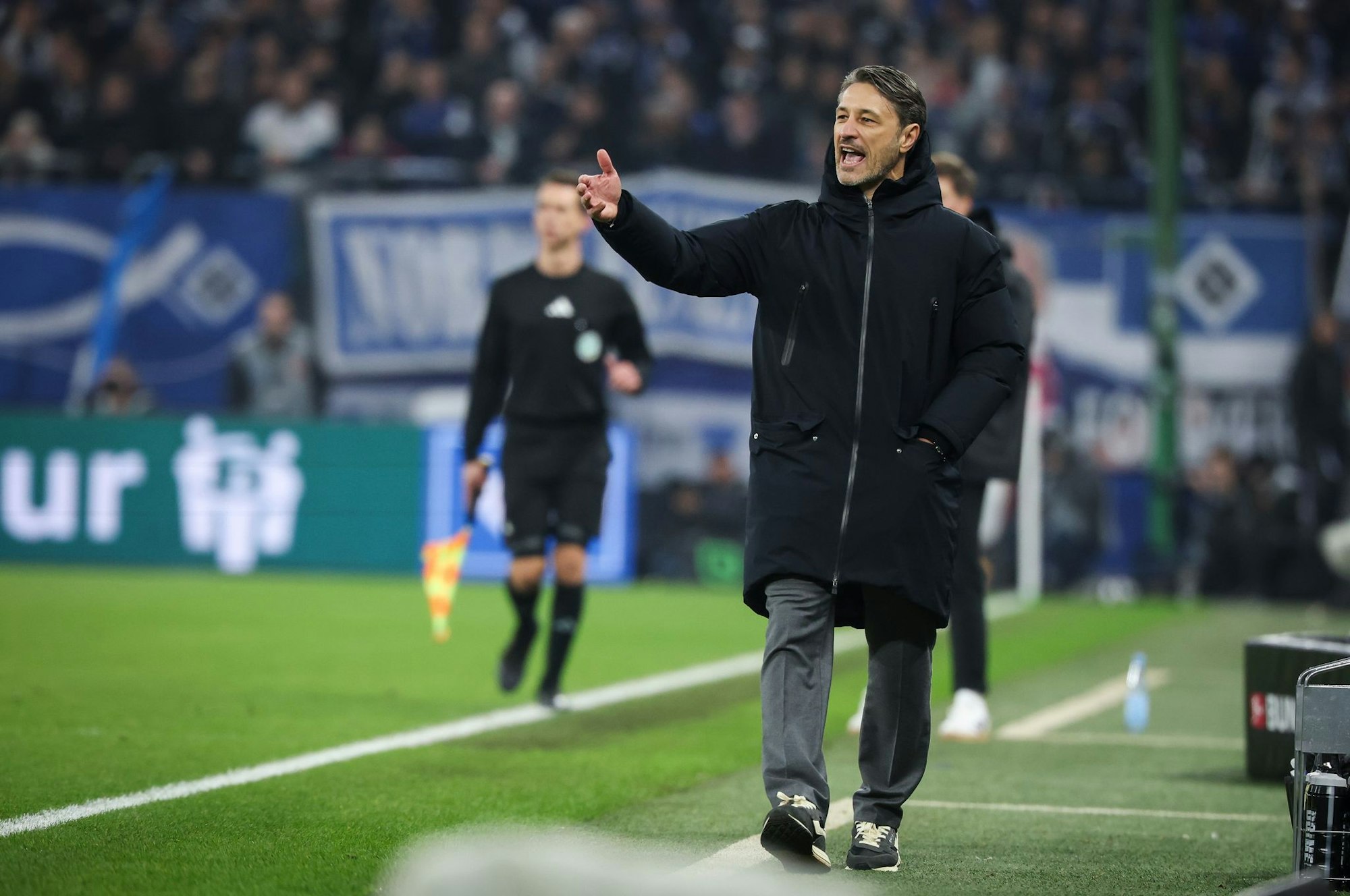 BVB-Trainer Niko Kovac muss seine Spieler beruhigen