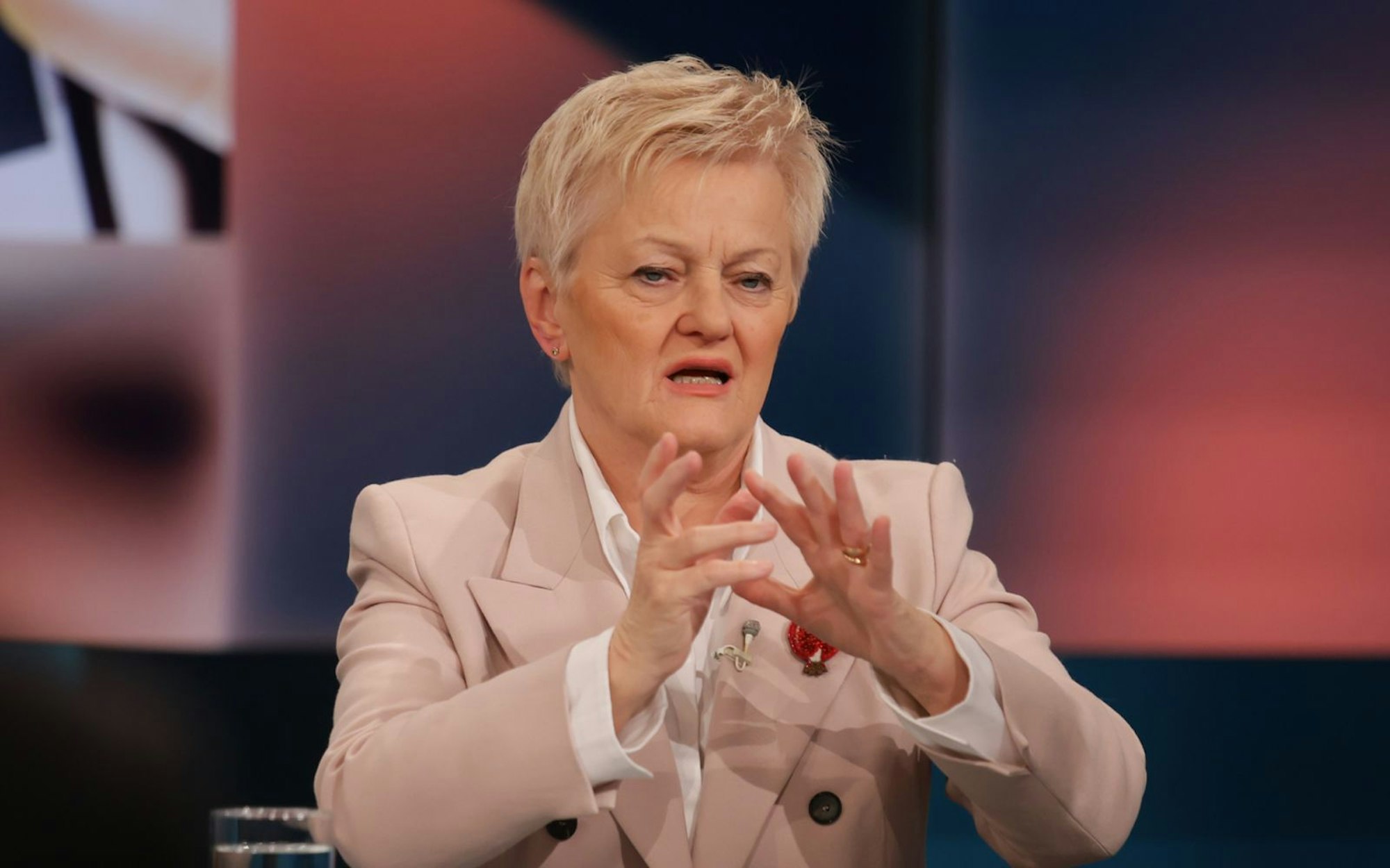 Grünen-Politikerin Renate Künast hatte an der Politik der Union einiges auszusetzen. (Bild: WDR / Dirk Borm)