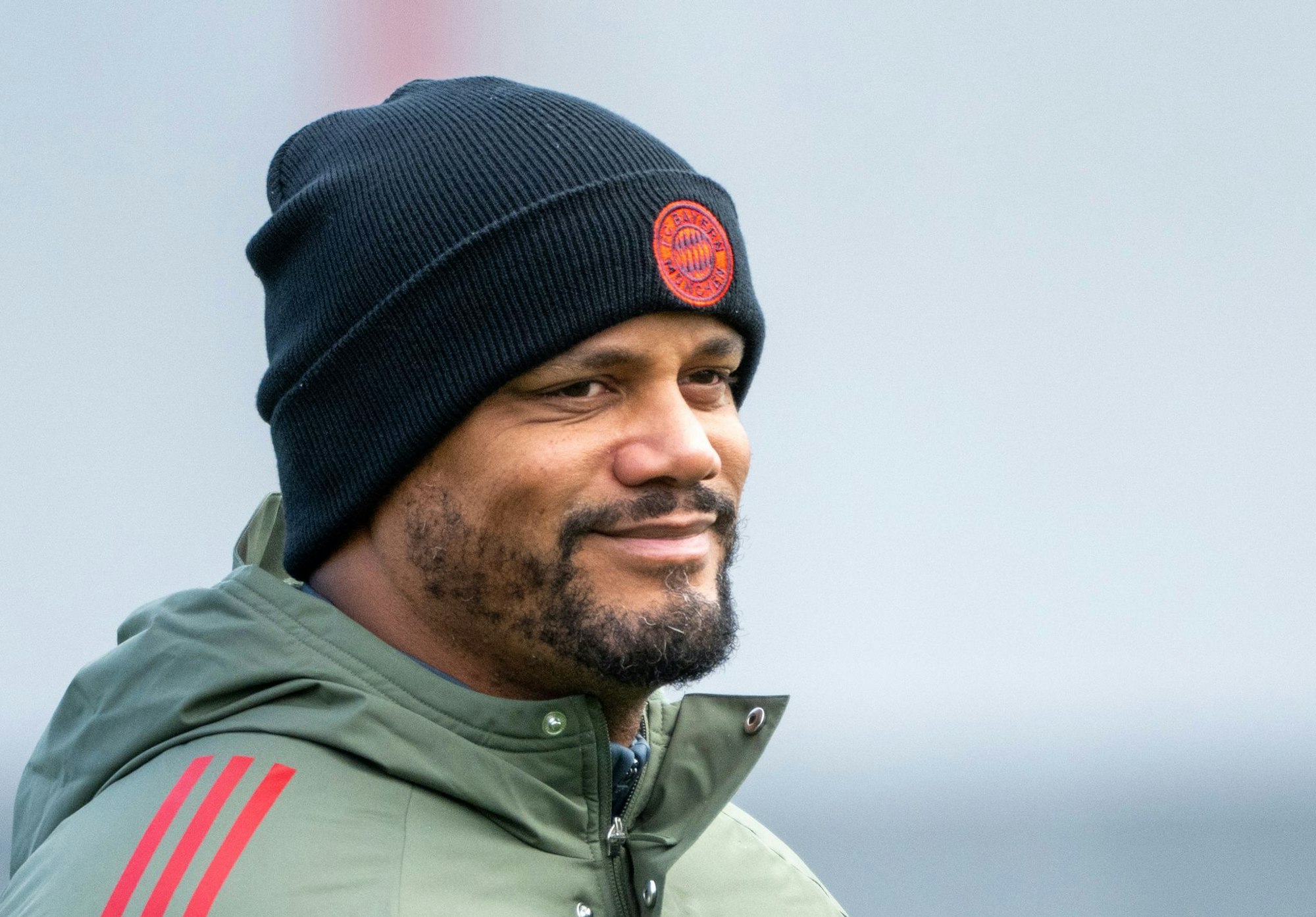 Freut sich auf ein Champions-League-Duell der Extra-Klasse: Bayern-Trainer Vincent Kompany. (Archivfoto)