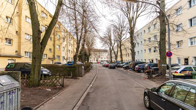 In der Nördlinger Straße kamen ab Mitte der 50er-Jahre Arbeiter der Chemischen Fabrik unter, erste deutsche und ab den 60er-Jahren vor allem italienische und andere ausländische Gastarbeiter mit ihren Familien. Die Straße war als Spaghettistraße unter den Anwohnern bekannt. (Archivbild)
