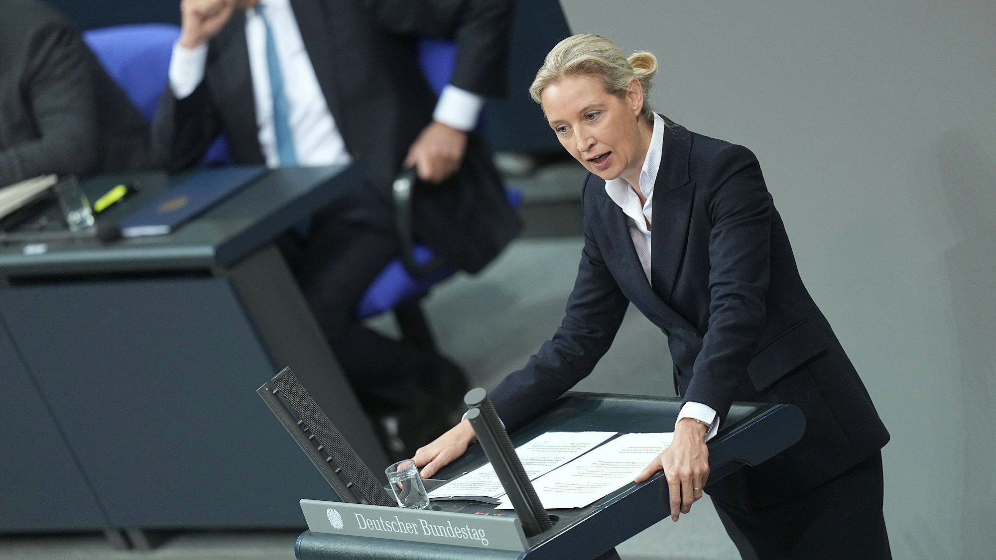 Alice Weidel, Fraktions- und Bundesvorsitzende der AfD, spricht in der Generaldebatte im Bundestag zum Haushalt.