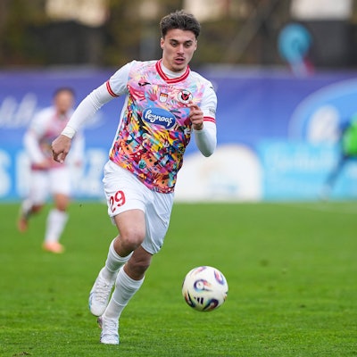 22.11.2025, xydrx, Fußball, 3.Liga, FC Viktoria Köln - SC Verl, Saison 2025 2026, Sportpark Höhenberg: Leander Nicolas Popp FC Viktoria Köln 29 DFB regulations prohibit any use of photographs as image sequences and or quasi-video. Nordrhein-Westfahlen Deutschland *** 22 11 2025, xydrx, Football, 3 Liga, FC Viktoria Köln SC Verl, Saison 2025 2026, Sportpark Höhenberg Leander Nicolas Popp FC Viktoria Köln 29 DFB regulations prohibit any use of photographs as image sequences and or quasi video Nordrhein Westfahlen Germany