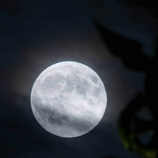 Mond bei Nacht