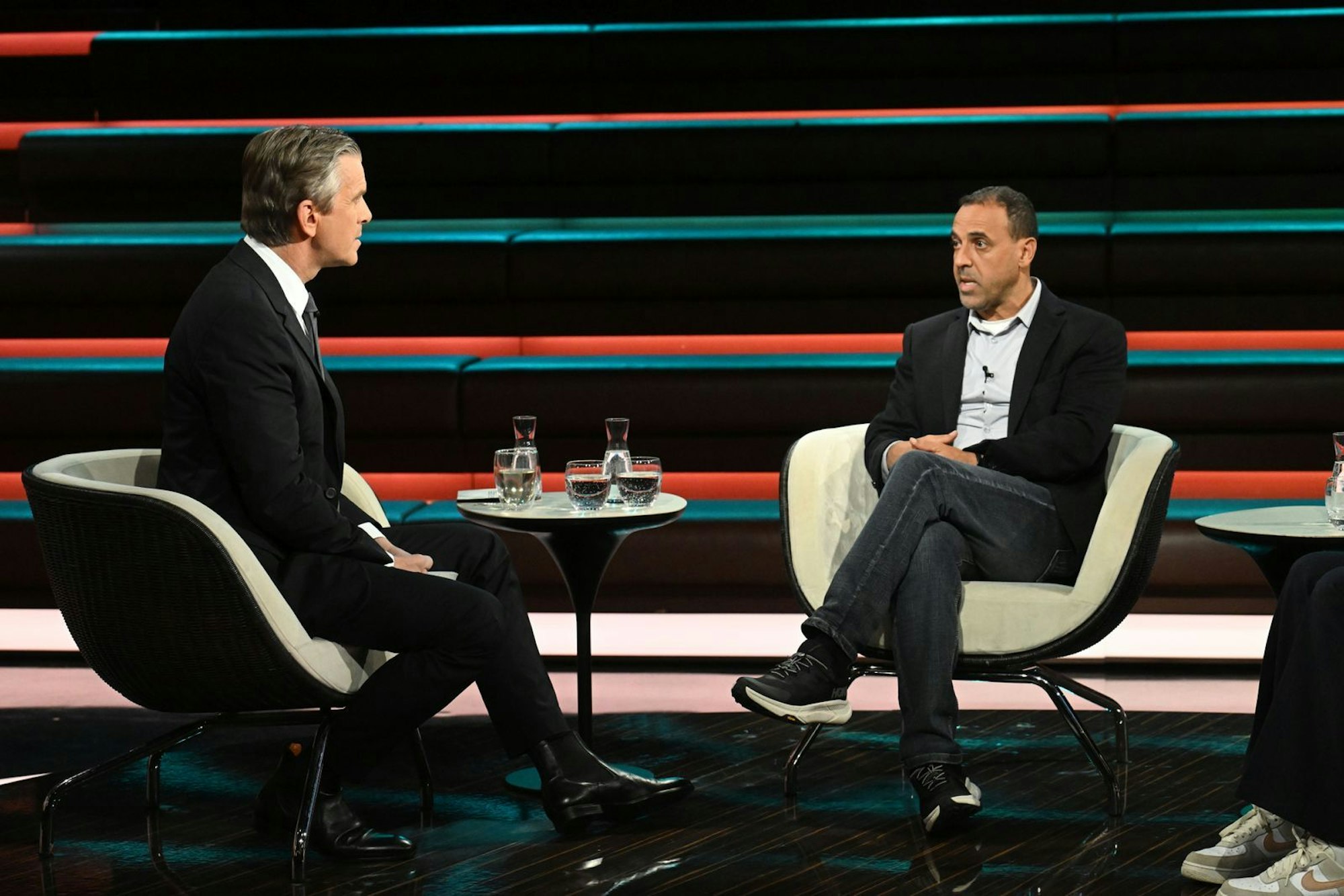 „Ich habe immer eine Wahl, wie ich auf Sachen reagiere“, betont Eli Sharabi. (Bild: ZDF / Cornelia Lehmann)