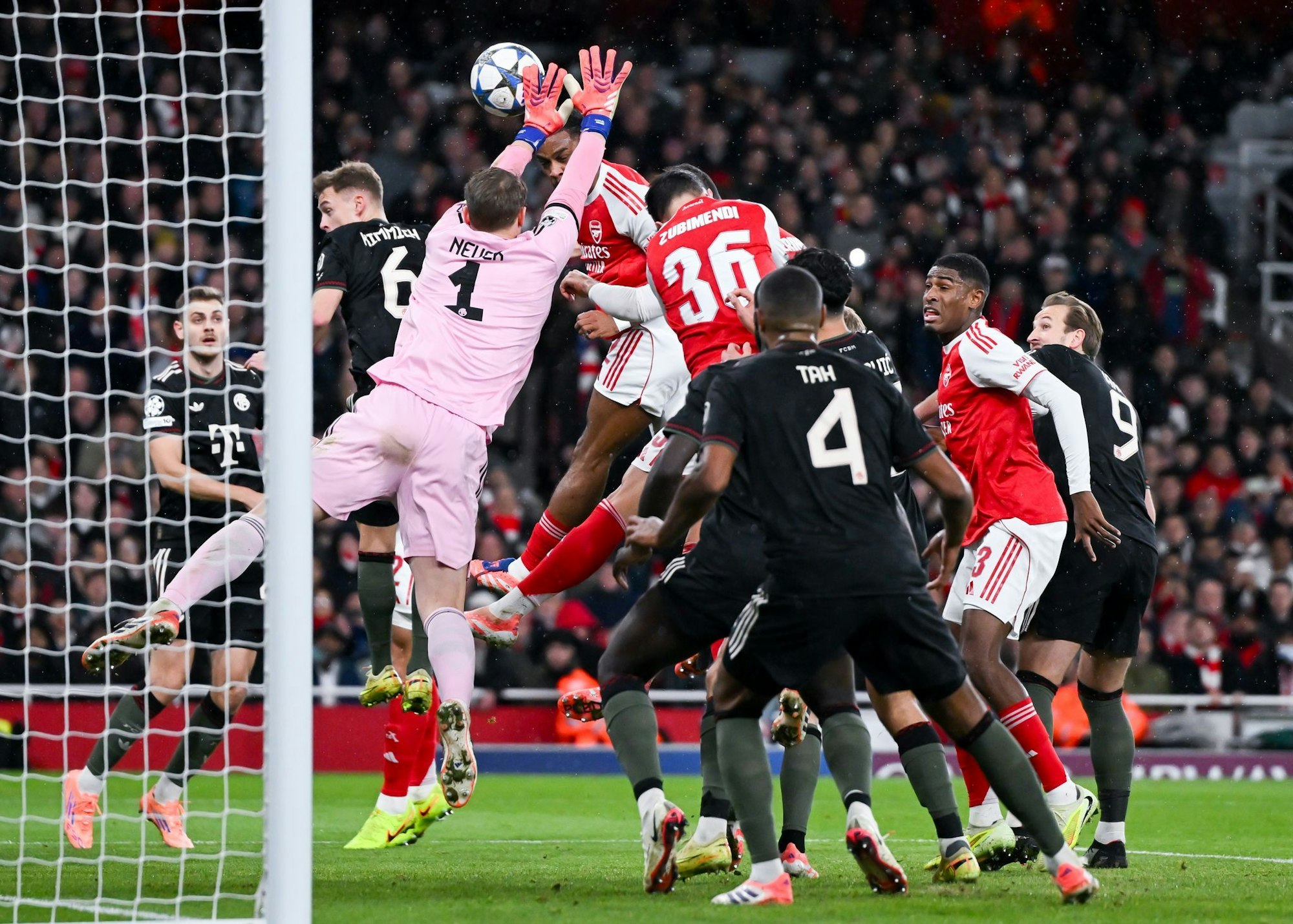 Auch beim ersten Gegentor agierte Neuer unglücklich.