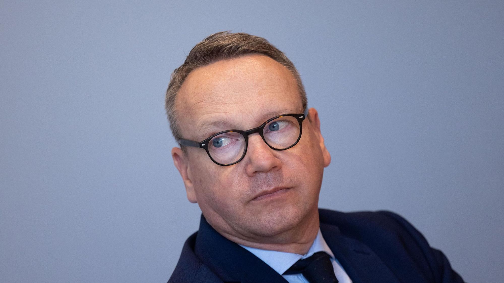 Benjamin Limbach (Bündnis 90/Die Grünen), NRW-Justizminister, will das Sexualstrafrecht verschärfen.