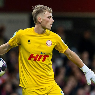 Cologne Cup 2025 09.10.2025 Lennart Winkler Fortuna Köln, 1 beim Cologne Cup 2025 im Spiel Fortuna Köln gegen Viktoria Köln am 09.10.2025 im Südstadion in Köln *** Cologne Cup 2025 09 10 2025 Lennart Winkler Fortuna Köln, 1 at the Cologne Cup 2025 in the match Fortuna Köln vs Viktoria Köln on 09 10 2025 at the Südstadion in Cologne Copyright: xBEAUTIFULxSPORTS/Meuselx