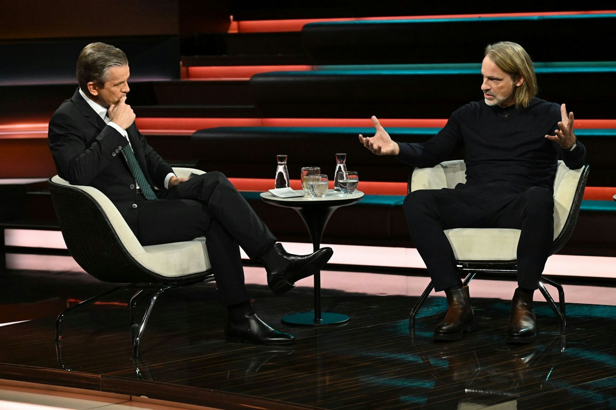 Markus Lanz (links) und Richard David Precht diskutierten am Donnerstag im ZDF-Talk „Markus Lanz“. Jetzt erschien eine neue Folge ihres Podcasts. (Bild: ZDF / Cornelia Lehmann)