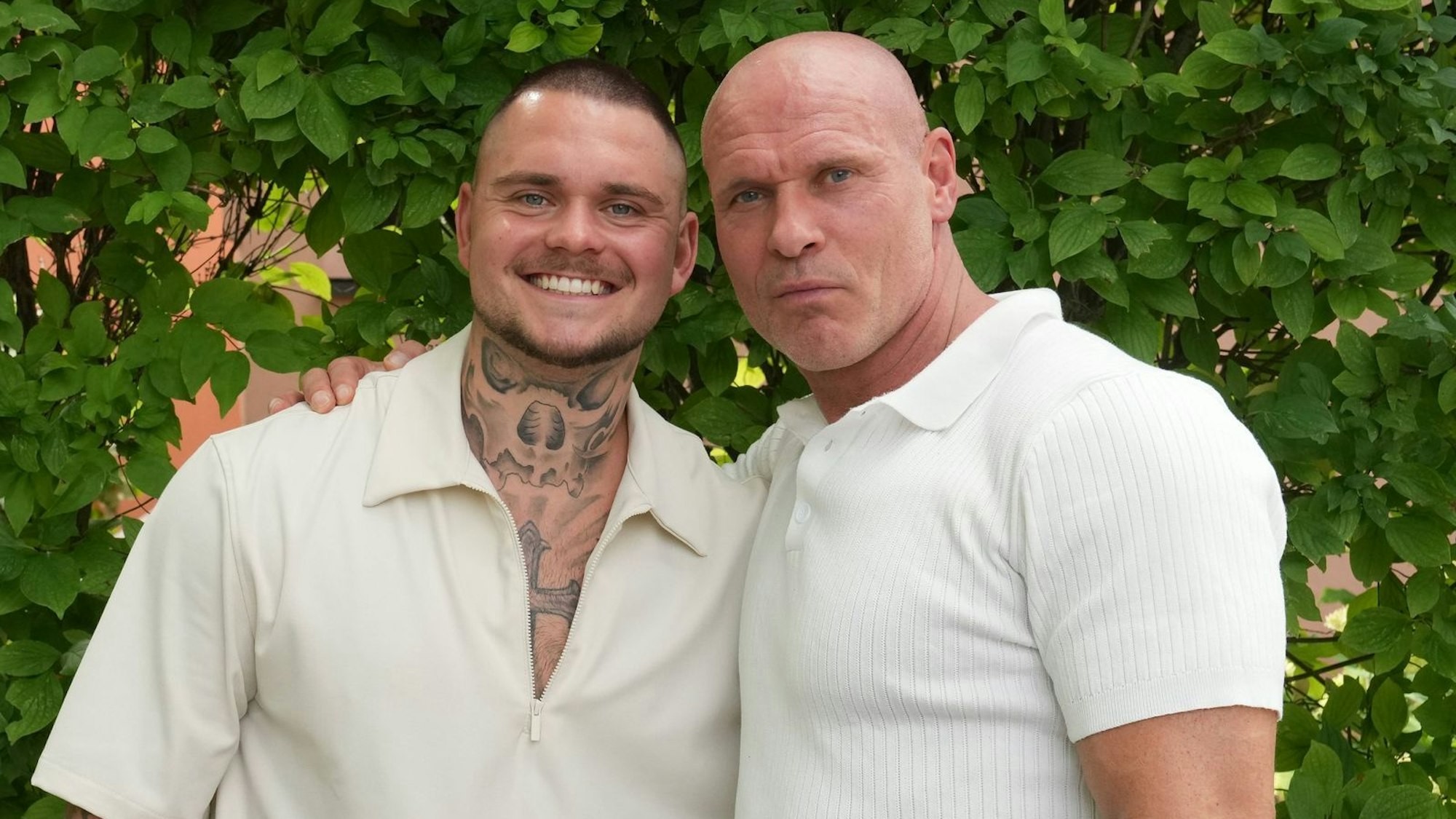 Thorsten Legat (rechts) und sein Sohn Nico wollen bei „Prominent verwandt“ um den Sieg kämpfen. (Bild: IMAGO / BOBO)