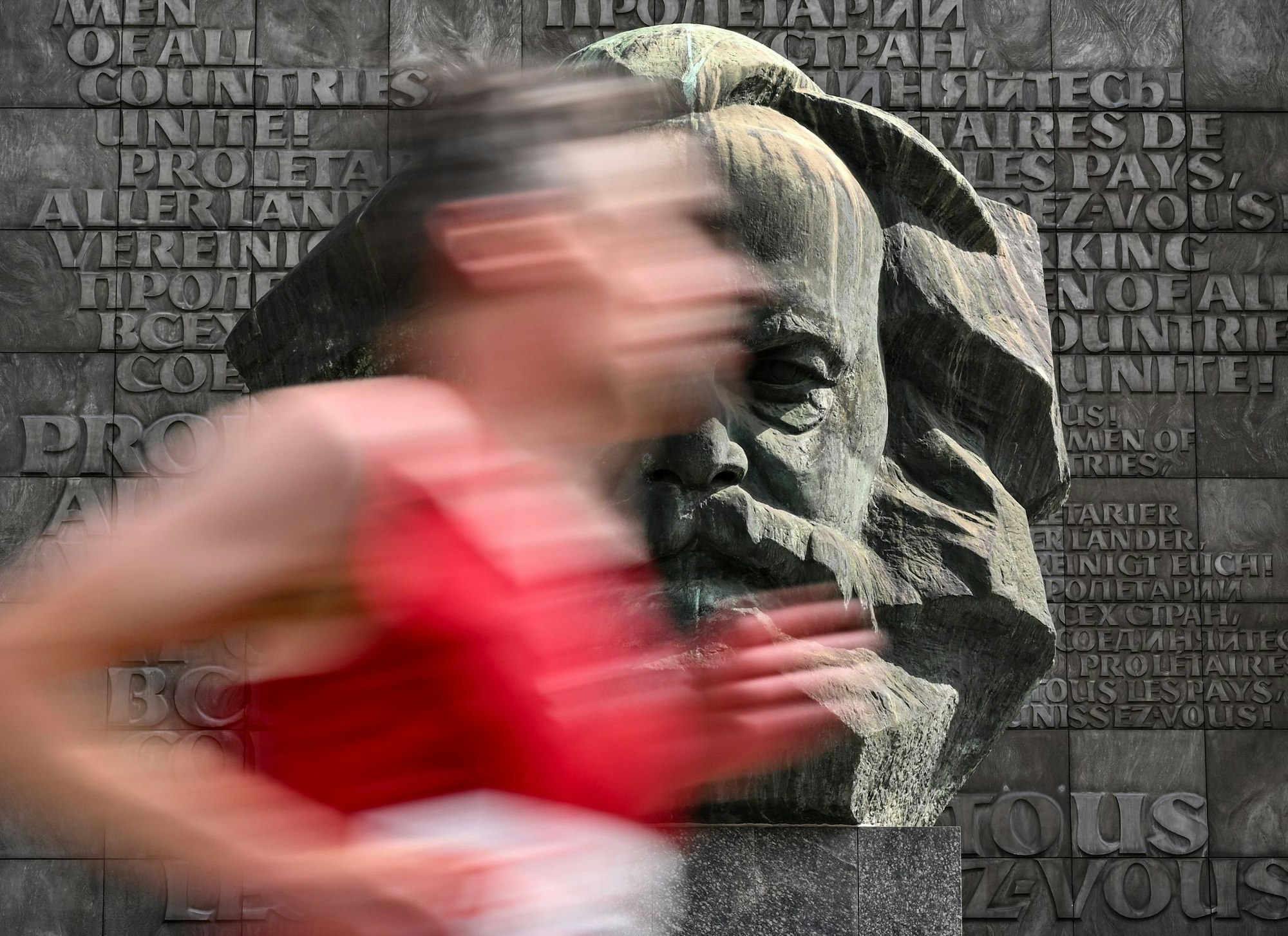 Nicht nur an zahlreichen Kunstprojekten konnten sich Interessierte in Chemnitz beteiligen, sondern auch sportlich betätigen: der Kulturhauptstadt-Marathon im Mai (Archivbild)