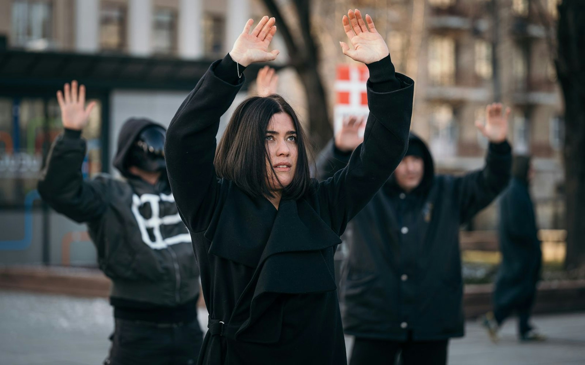 Im Dänemark von 2040 lebt Smilla (Filippa Coster-Waldau) in einem Orwell'schen Überwachungsstaat. (Bild: MagentaTV / Lukas Salna)