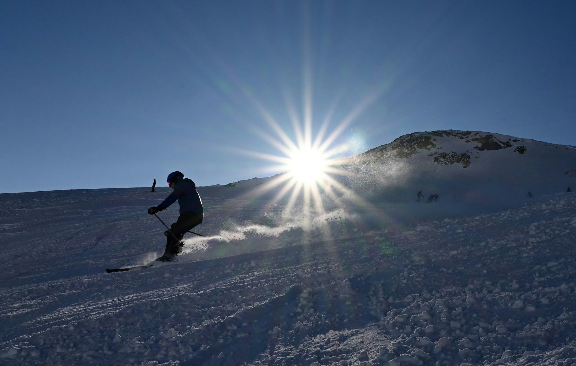 an der Zugspitze beginnt die Skisaison. (Archivbild)