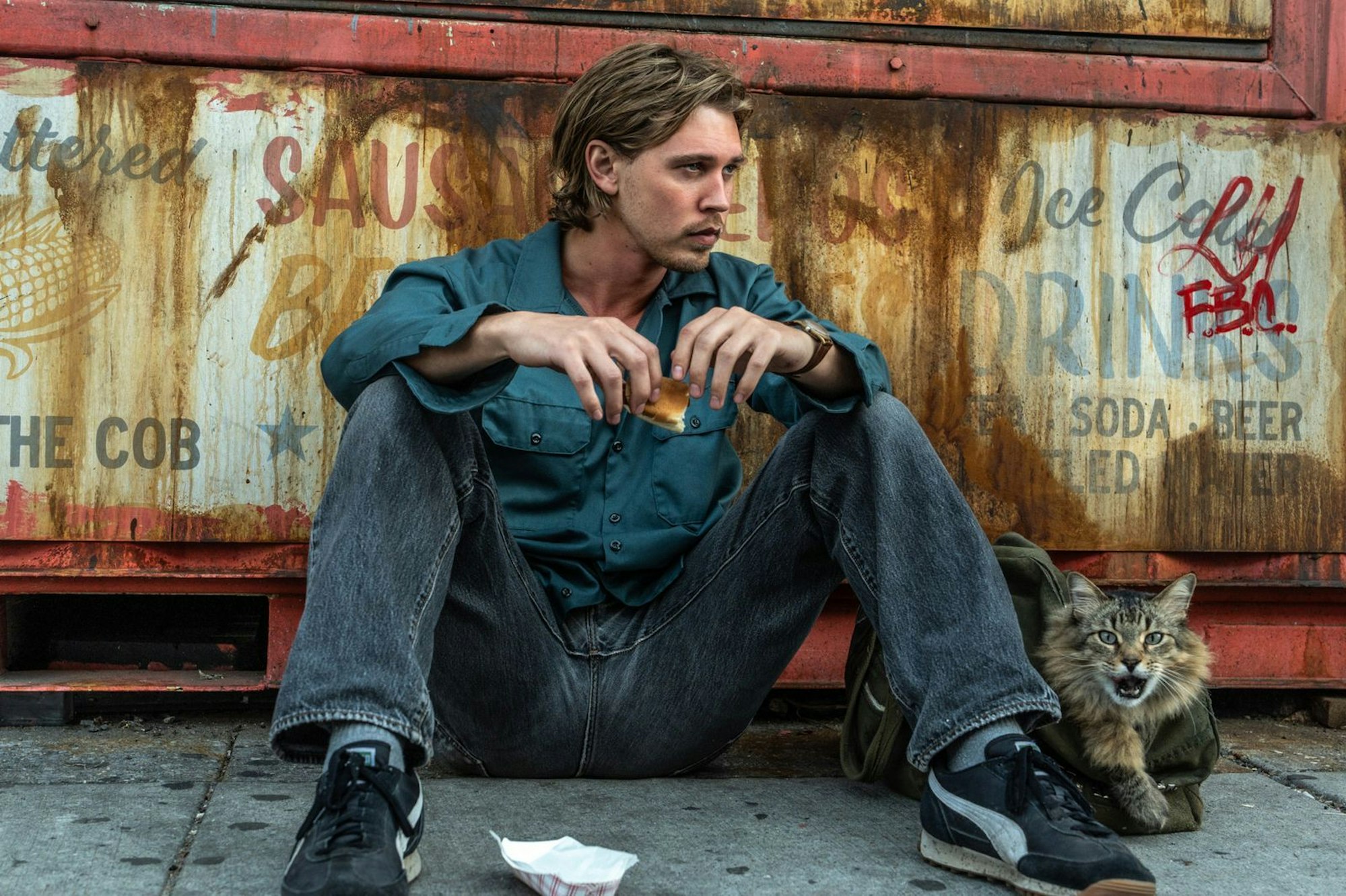 Hank (Austin Butler) führte bislang ein ruhiges Leben. Doch das soll sich ändern ... (Bild: Plaion Pictures)