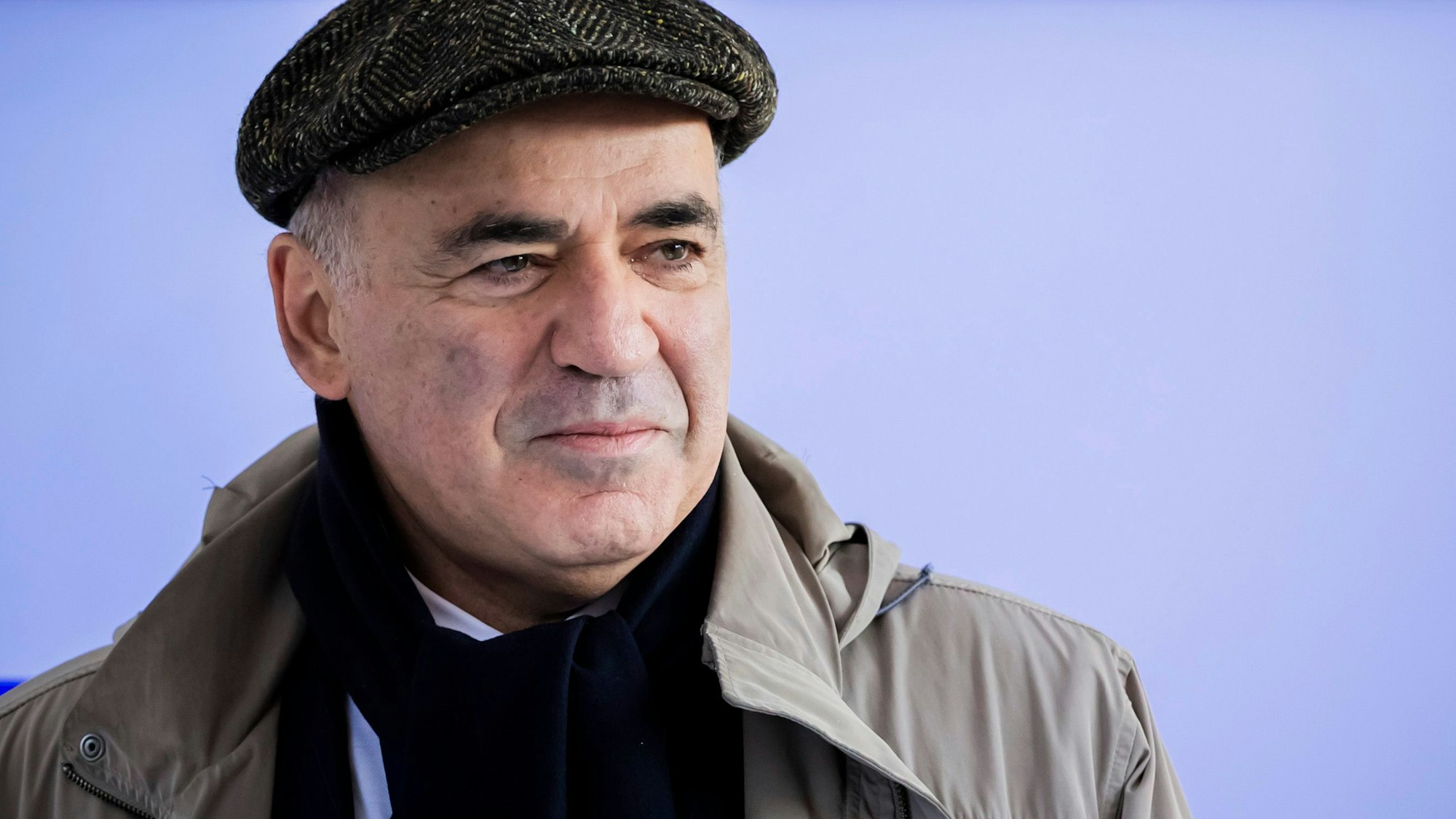 Garri Kasparow, ehemaliger russischer Schachweltmeister und Aktivist, steht im November zum Start der Berlin Freedom Week auf einer Bühne. (Archivbild)