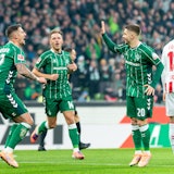 Werder Bremen bejubelt das 1:0 gegen den 1. FC Köln.