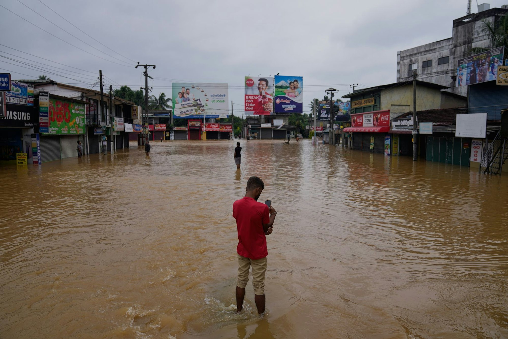 Ein Zyklon hat Sri Lanka schwer verwüstet.
