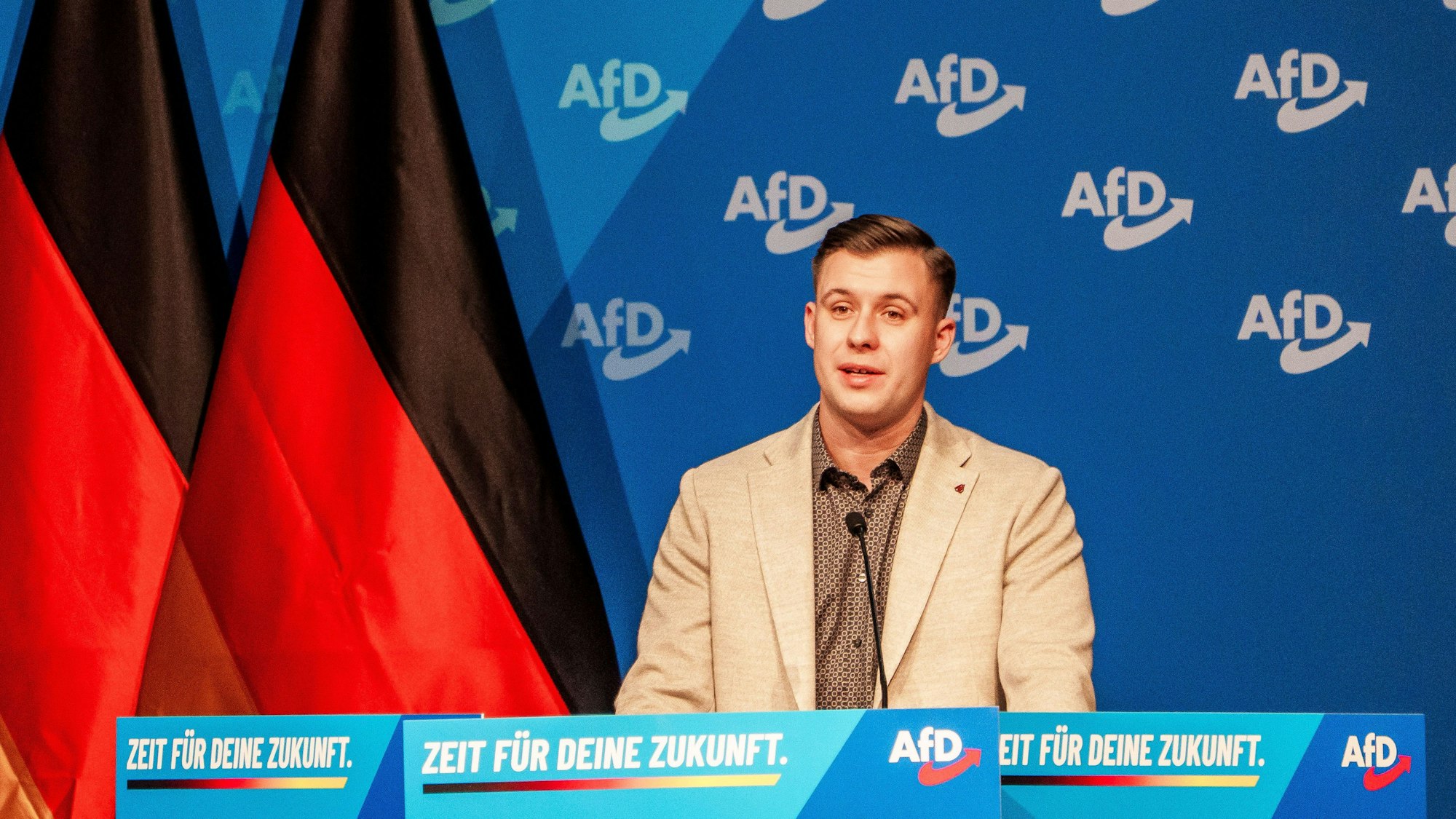 Jean-Pascal Hohm, Chef der neuen AfD Jugendorganisation „Generation Deutschland“, spricht auf der Gründungsveranstaltung.