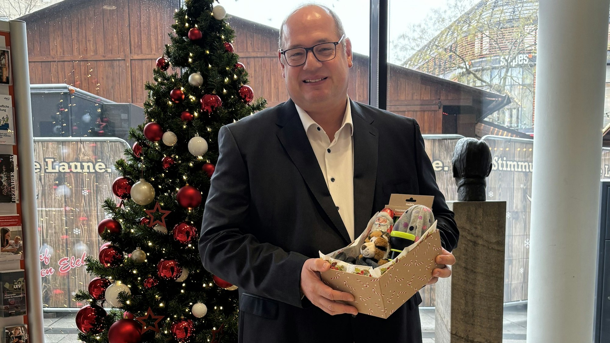 Auch OB Stefan Hebbel ruft zur Teilnahme auf.